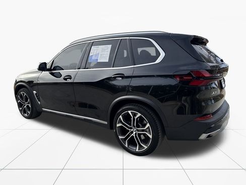 Used 2024 BMW X5 xDrive40i w/ Premium Package image 6