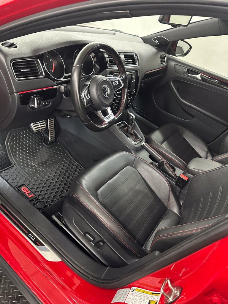 Used 2016 Volkswagen Jetta GLI SEL FWD image 10