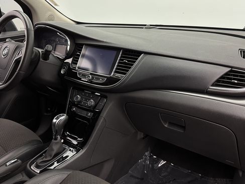 Used 2018 Buick Encore Preferred FWD image 31