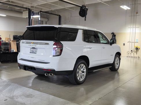 Used 2023 Chevrolet Tahoe Premier AWD/4WD image 7
