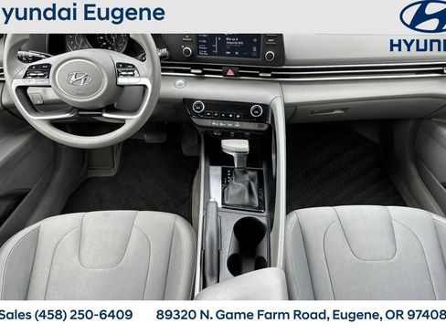 Used 2023 Hyundai Elantra SEL FWD image 17
