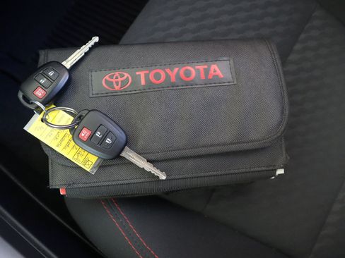 Used 2022 Toyota Tacoma SR5 image 27