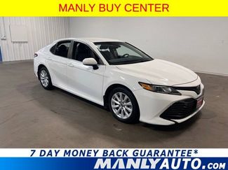 Used 2018 Toyota Camry LE video 1