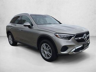 Used 2023 Mercedes-Benz GLC 300 video 3