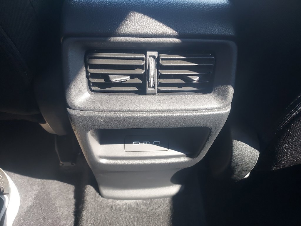 Used 2025 Honda CR-V EX image 11