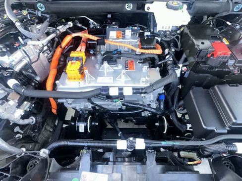 Used 2026 Chevrolet Equinox EV RS FWD image 12