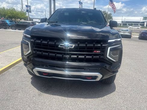 Used 2025 Chevrolet Tahoe Z71 w/ Comfort Package AWD/4WD image 2