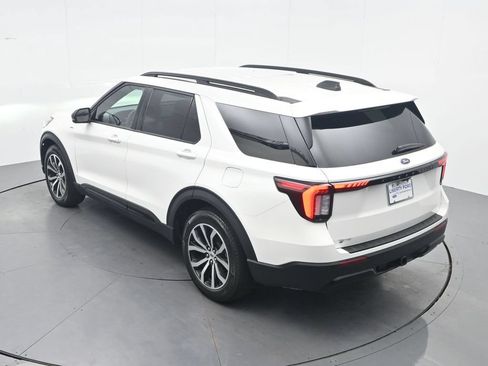 New 2026 Ford Explorer ST-Line w/ Premium Package RWD image 39