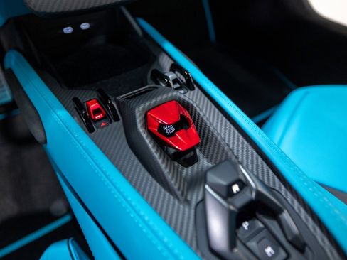 Used 2025 Lamborghini Revuelto image 56