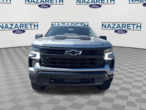 Used 2025 Chevrolet Silverado 1500 LT Trail Boss w/ Dark Appearance Package AWD/4WD image 2