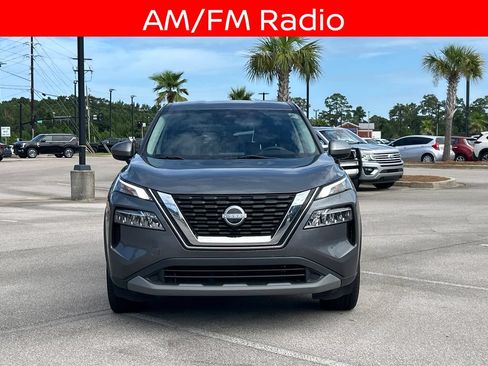 Used 2023 Nissan Rogue SV FWD image 9