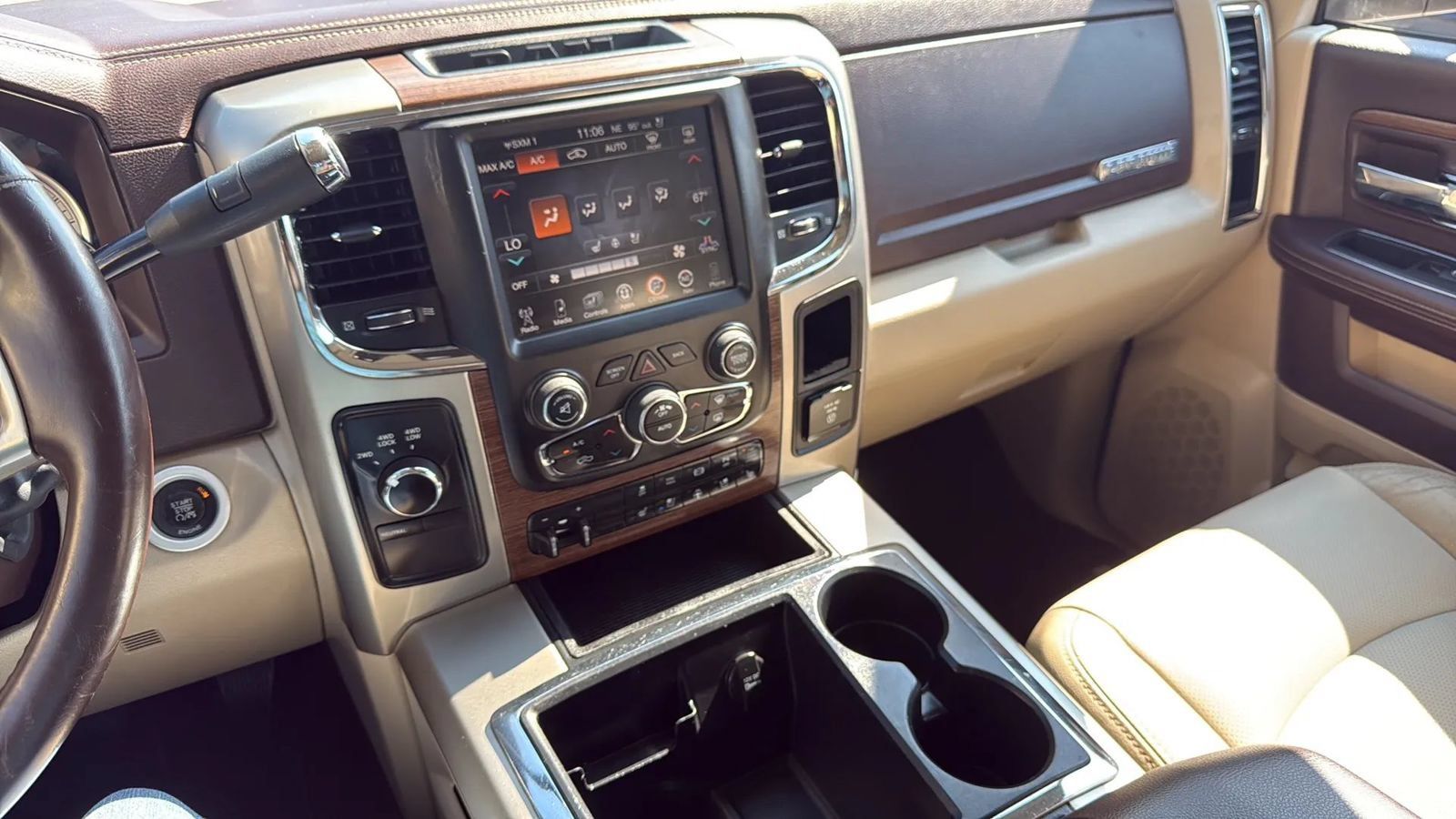 Used 2013 RAM 2500 Laramie w/ Convenience Group AWD/4WD image 12