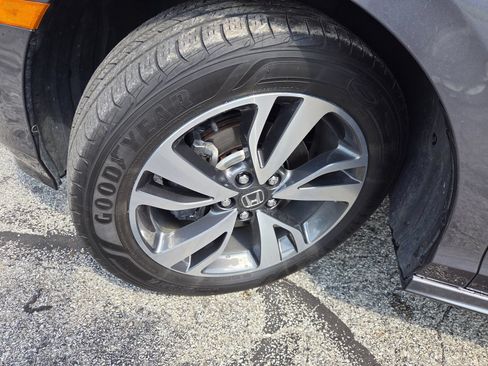 Used 2021 Honda Odyssey Touring image 15