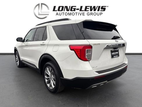 Used 2021 Ford Explorer XLT w/ Equipment Group 202A image 4