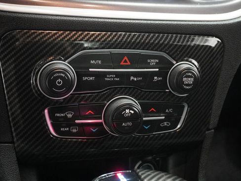 Used 2022 Dodge Charger SXT w/ Blacktop Package image 24