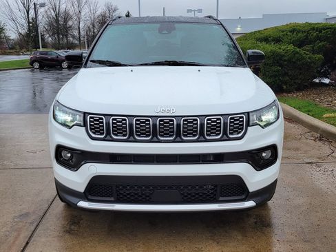 Used 2025 Jeep Compass Limited AWD/4WD image 8