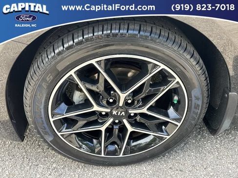 Used 2020 Kia Optima SE FWD image 13