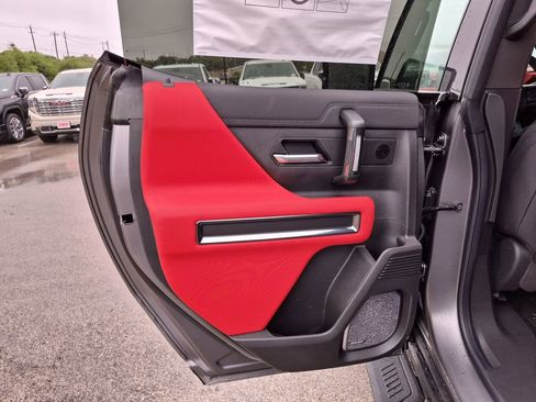 New 2026 GMC Hummer EV 3X w/ Carbon Fiber Edition Package AWD/4WD image 34