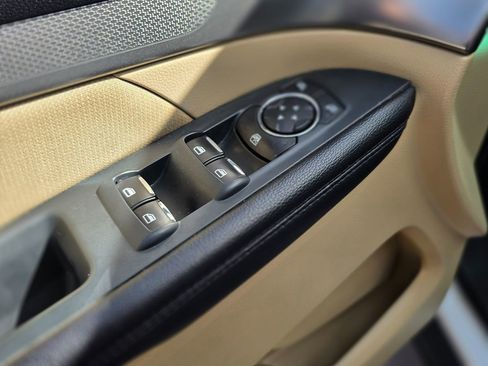 Used 2016 Ford Explorer FWD image 30