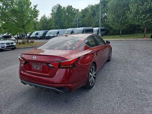 Used 2020 Nissan Altima 2.5 SR w/ Premium Package FWD image 7