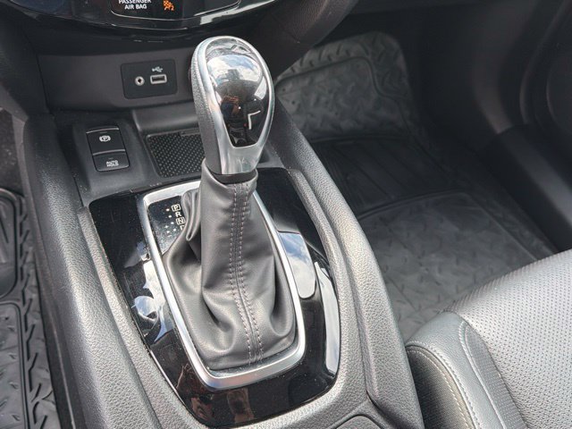 Used 2022 Nissan Rogue Sport SL FWD image 28