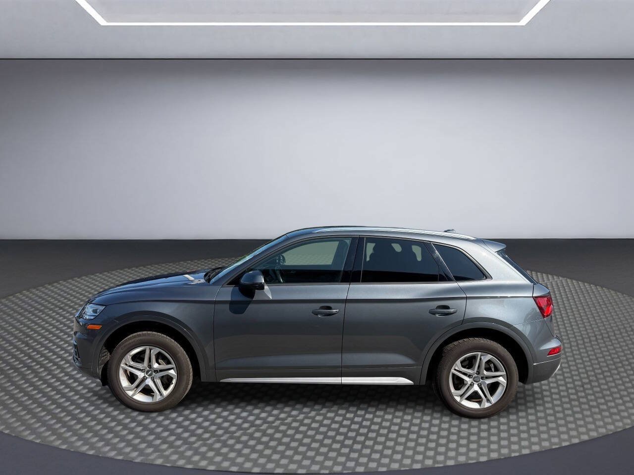 Used 2018 Audi Q5 2.0T Premium AWD/4WD image 4