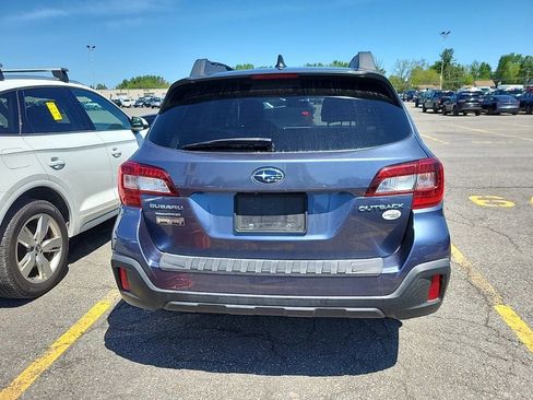 Used 2018 Subaru Outback 2.5i Premium AWD/4WD image 4