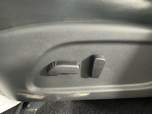 Used 2018 INFINITI QX60 Luxe image 36