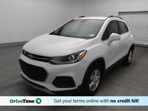 Used 2020 Chevrolet Trax LT FWD image 1