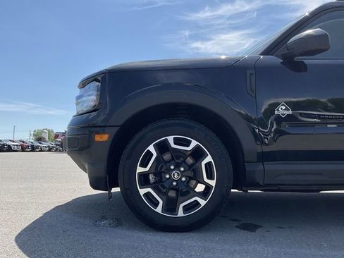 Used 2023 Ford Bronco Sport Outer Banks w/ Tech Package AWD/4WD image 11