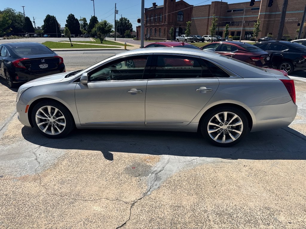 Used 2016 Cadillac XTS Luxury w/ Driver Awareness Package FWD image 7