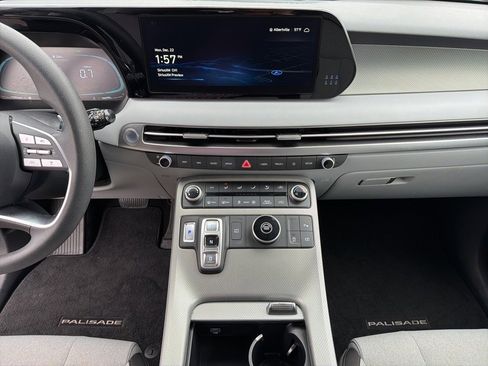 Used 2023 Hyundai Palisade SE image 44