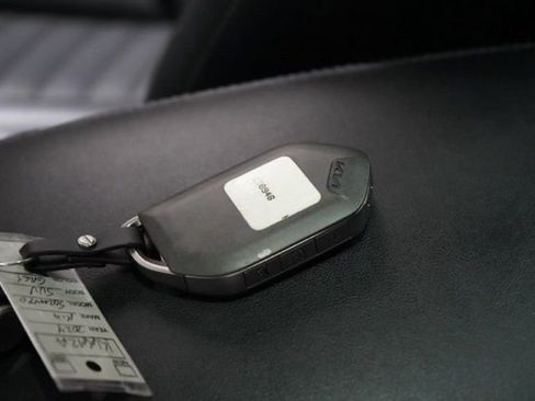 Used 2024 Kia Sorento SX Prestige image 44