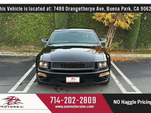 Used 2009 Ford Mustang GT Premium image 4