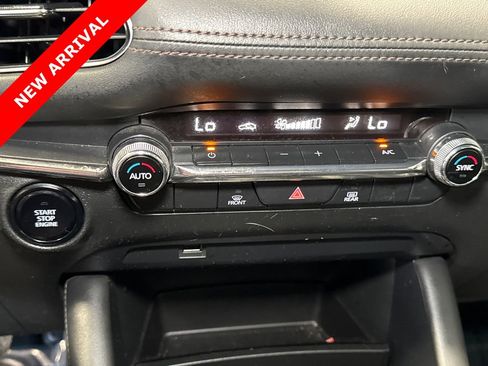 Used 2019 MAZDA MAZDA3 AWD Hatchback image 19