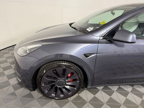 Used 2021 Tesla Model Y Performance AWD/4WD image 13