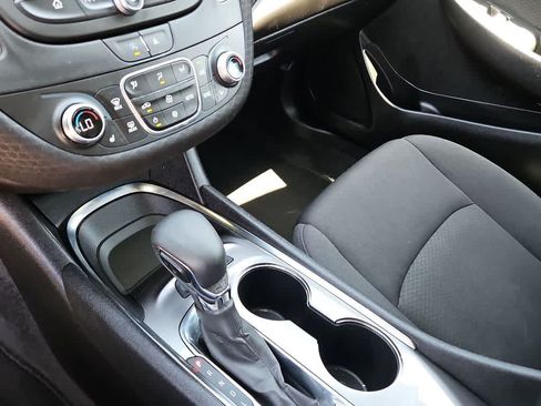 Used 2024 Chevrolet Malibu LT FWD image 20