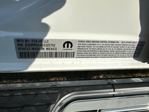 New 2026 RAM 3500 Big Horn AWD/4WD image 36