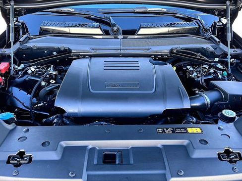 New 2026 Land Rover Defender 110 S AWD/4WD image 12