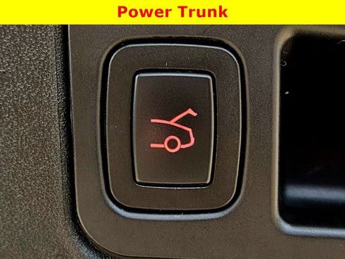 Used 2019 Tesla Model S 75D AWD/4WD image 25