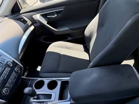 Used 2014 Nissan Altima 2.5 S FWD image 21