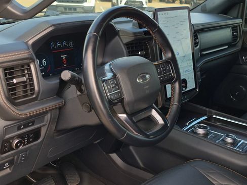 Used 2023 Ford Expedition Max Platinum AWD/4WD image 38