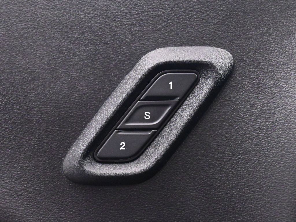 Used 2023 Dodge Challenger R/T Scat Pack w/ Plus Package RWD image 31
