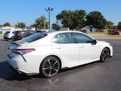 Used 2018 Toyota Camry XSE w/ Driver Assist Package FWD image 2