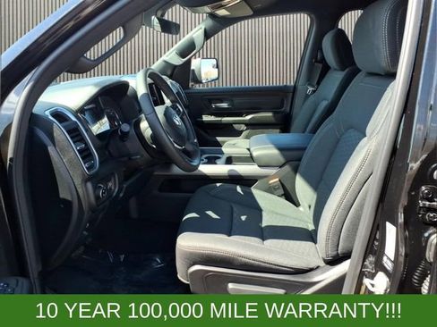 New 2026 RAM 1500 Express AWD/4WD image 5