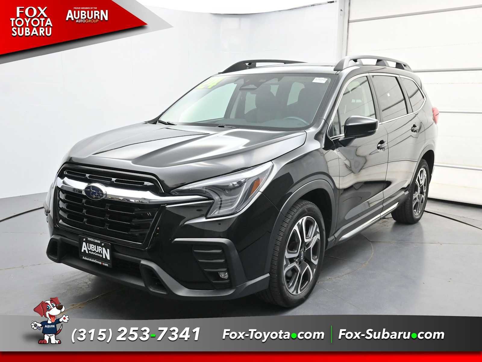 Used 2024 Subaru Ascent Limited AWD/4WD image 2