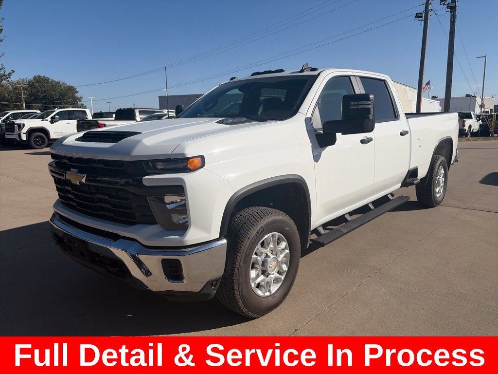 Used 2026 Chevrolet Silverado 3500 W/T w/ WT Convenience Package AWD/4WD image 3
