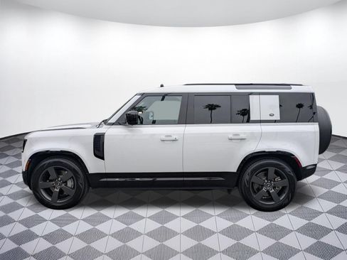 Used 2022 Land Rover Defender 110 X-Dynamic HSE AWD/4WD image 2