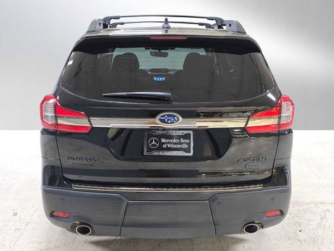 Used 2022 Subaru Ascent Onyx Edition image 4