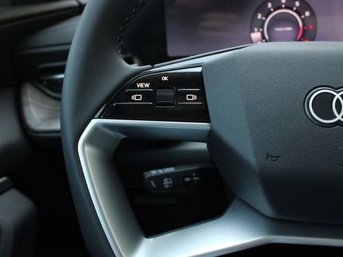 New 2026 Audi Q5 Premium image 12